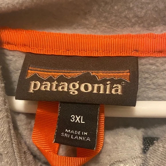Patagonia Men's Light Gray Hoodie - Picture 2 of 3
